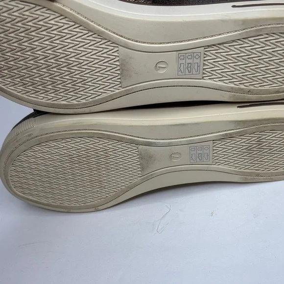 Eileen Fisher Sport Suede Sneaker Sandal in Metallic Bronze  Size 7 - Picture 9 of 9